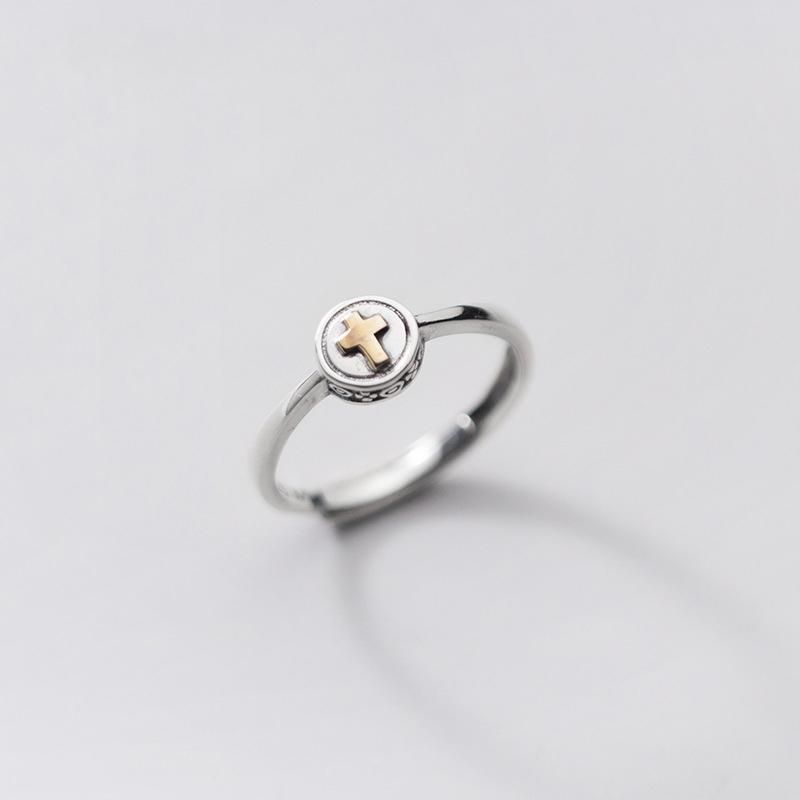 

Cluster Rings S925 Silver Ring Women's Simple Fashion Design Sense Thai Pattern Cross Round Fine Belief