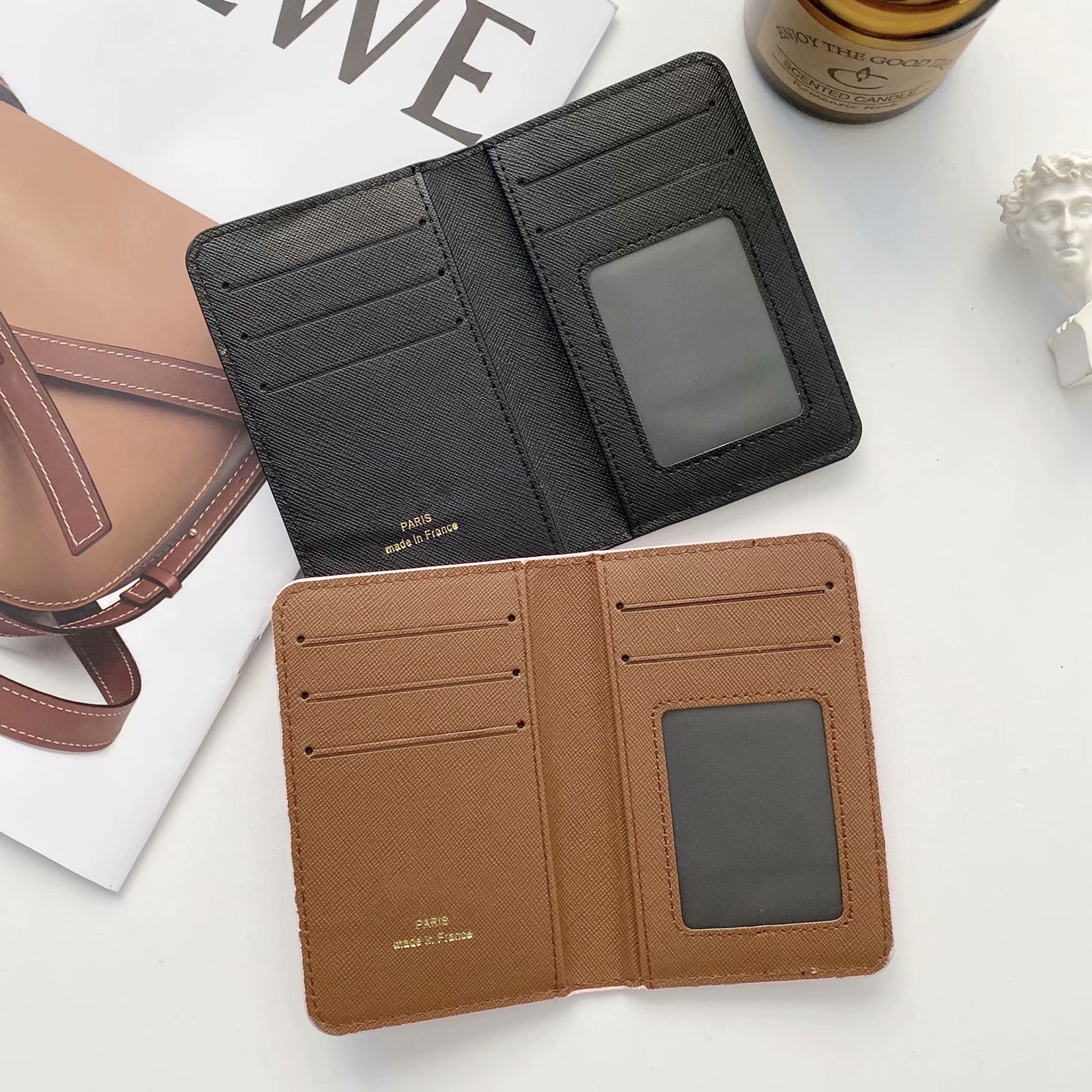 

Designer Men and Women Fashion Holders Classic Brown Old Flower Checkered Black Plaid Casual Credit Card ID Holder Leather Ultra Slim Wallet Packet Bag, Green