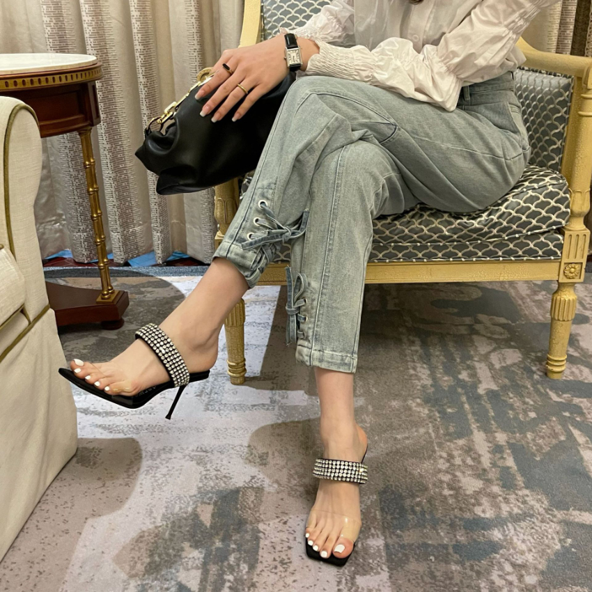 Nouveau Printemps sandales à talons hauts chaussures pour femmes PVC strass tête carrée pantoufles