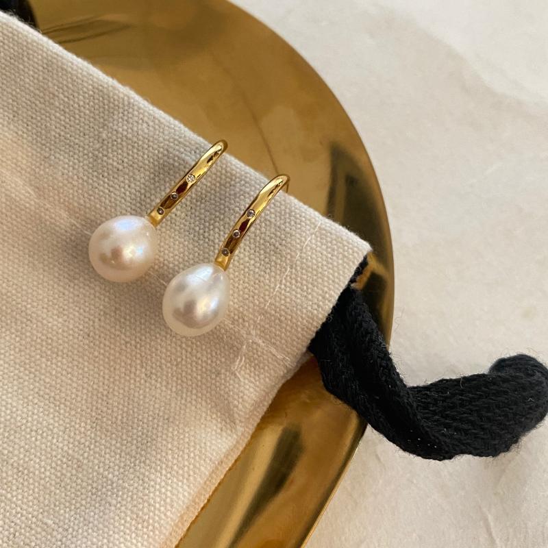 

Dangle & Chandelier Female Baroque Pearl Earrings Temperament French