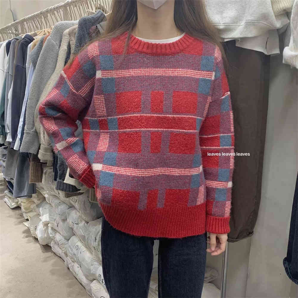 

Qooth Jumper Women Checked Crochet Top Knitwear O-neck Long Sleeve Plaid Pullover Sweaters Women Jumper QT411 210518, Red