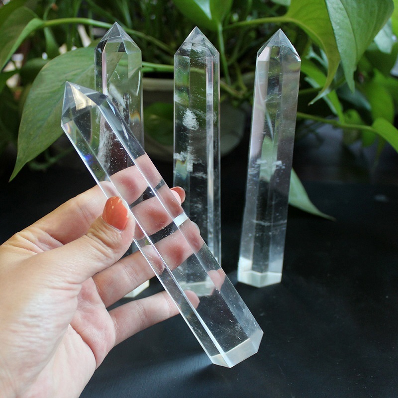 

Large Natural Clear Crystal Quartz Tower Point Obelisk Wand Healing 8.5cm 16cm