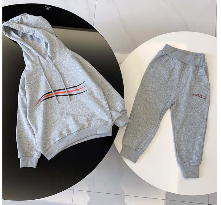 

New Luxury Fashion Baby Clothes Sets Tracksuit 2 Pcs Suits Kids Boy Girl Long Sleeve Hoodie Sweater Classic Letter Top + Pants Outfits, White