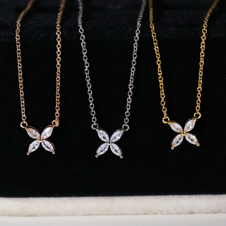 

Europe America Fashion Style Lady Women 18K Gold Chain Necklace Engraved T Letter Marquise Diamonds Pendant 3 Color