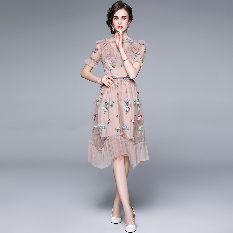 

Luxury Designer Mesh Embroidery Ruffle Dress Women 2021 Runway Short Sleeve O-Neck Office Slim A-Line Pleated Dresses Summer Autumn Party Prom See Through Sexy Frock