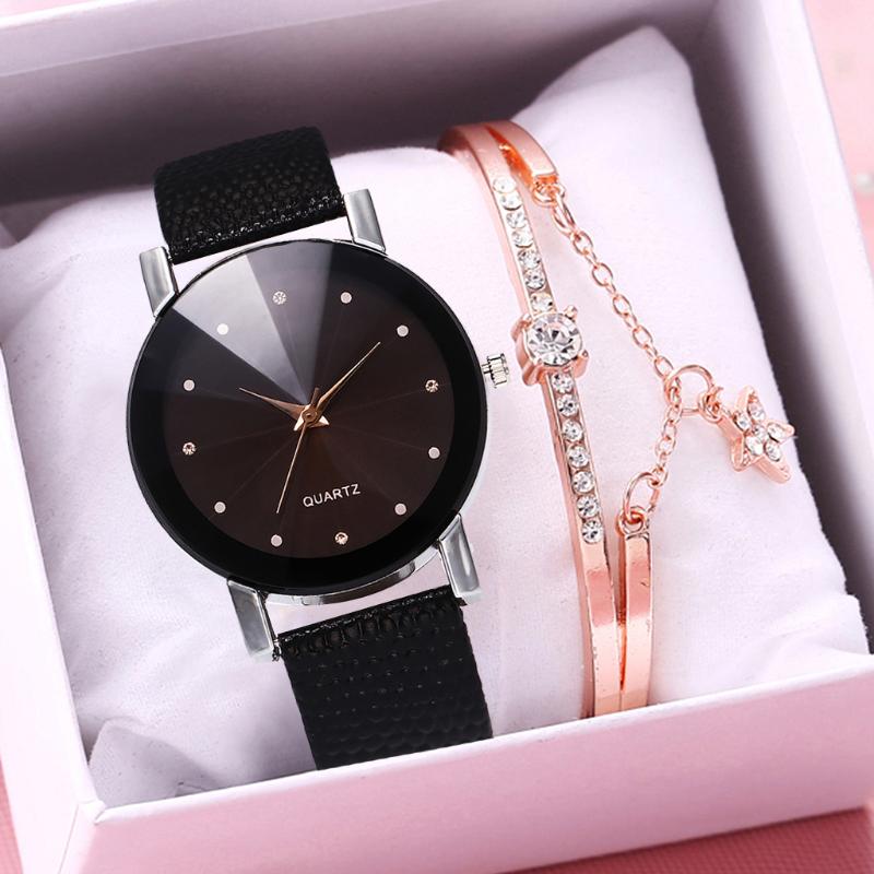 

Wristwatches 2021 Women Rhinestone Wrist Watches Bracelet Set Casual Luxury Leather Ladies Quartz Relogio Feminino, Black white