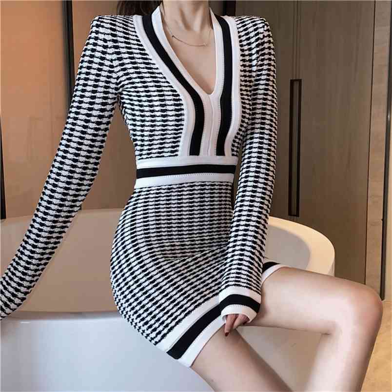

Autumn Women Stripe Sweater Knitted Slim Dress Sexy V-Neck Long Sleeve Lady Bodycon Dresses Vestidos 210519, Picture color