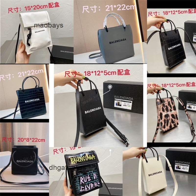 

balencaigas Bags Designers Handbag Homemade cowhide mobile phone bag for men and women in Paris, camera bag, oil wax leather, stone pattern, portable paper on 05Z0, Beige
