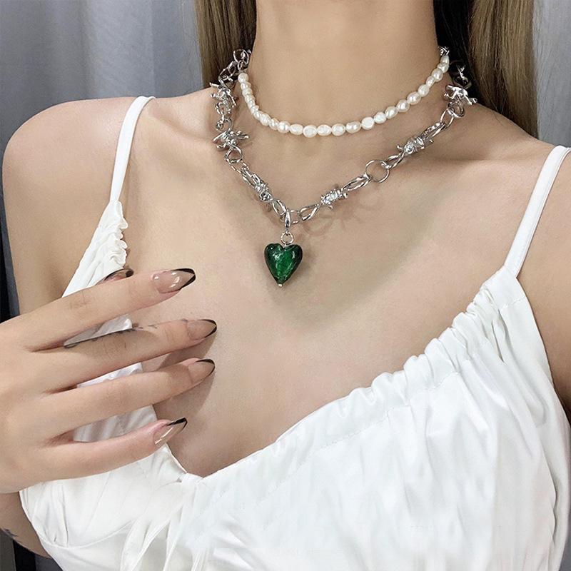 

Pendant Necklaces Minimized Designer's Advanced Sense Of Fold With Fresh Water Pearl Necklace Detachable All-match Love Collarbone Chain