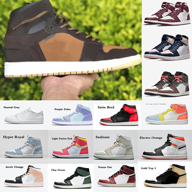 

New 1 WMNS off 1 Basketball Shoes Bubble Gum Hand Crafted Arctic Orange Chicago Blue Moon Shadow Track Red Gold Top 3 Royal Men Phantom GYM RED Sneakers, 34