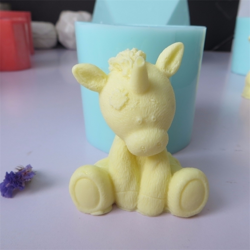 

Cute 3d Unicorn Silicone Mold Fondant Mould Chocolate Mousse Cake Molds Candle Aroma Stone Resin Clay Molds Silicone Rubber PRZY 210408