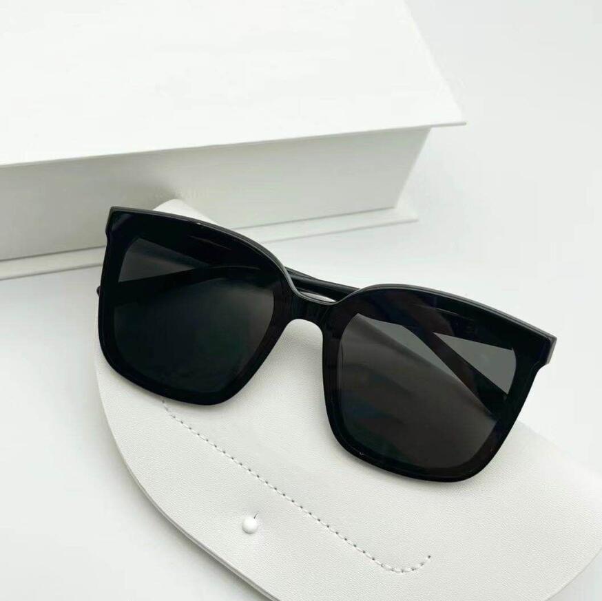 

Brand design Sunglasses women men Plate material high Quality Fashion metal Oversized glasses vintage female male UV400., White;black