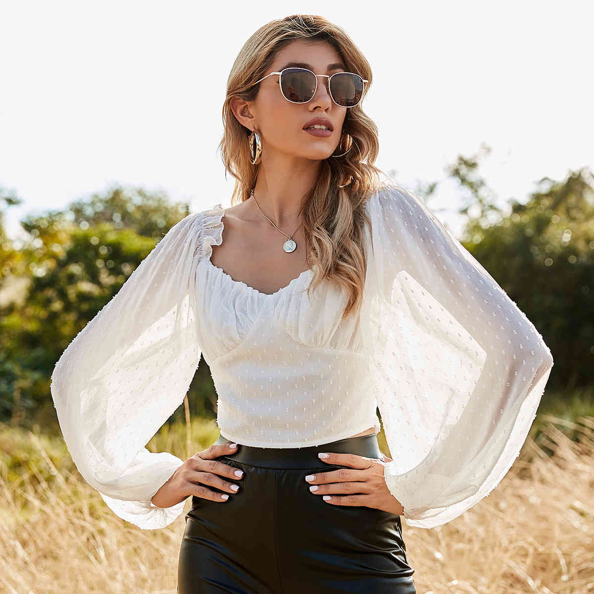 

Spring V-Neck Lantern Sleeves Thin Slim White Solid Gauze Casual Pullover Women's Blouse 210524
