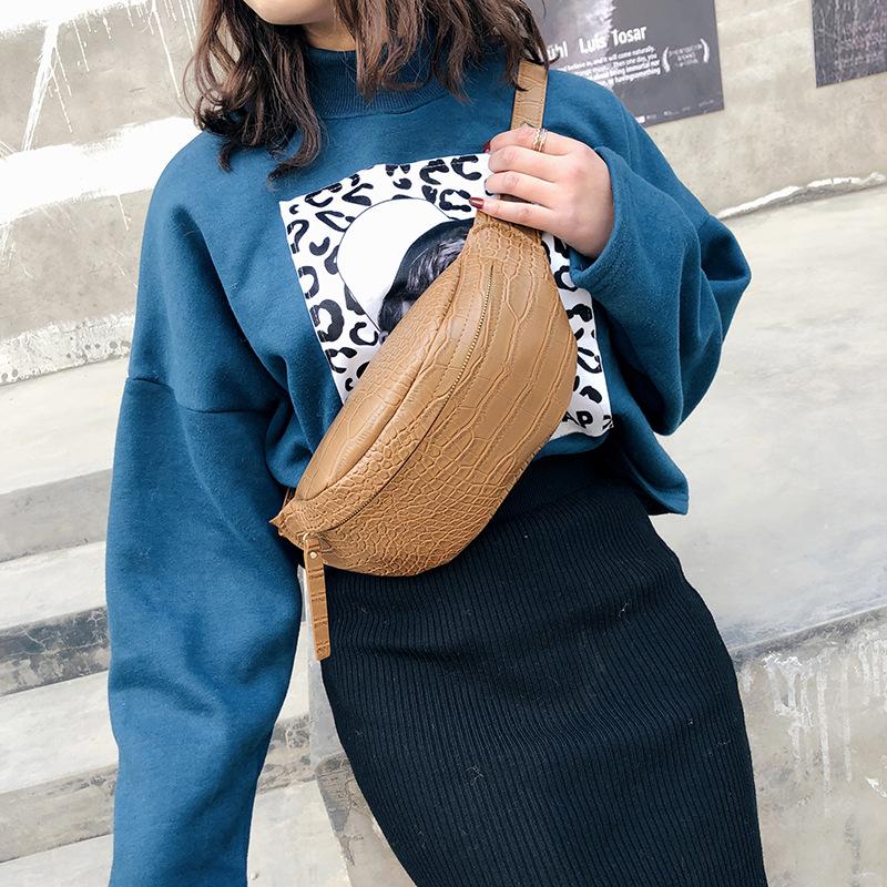 

Women's Waist Bag Stone Pattern Simple Spring And Summer Multifunctional Chest Fashion Female Beauty Must-have Bags, Black