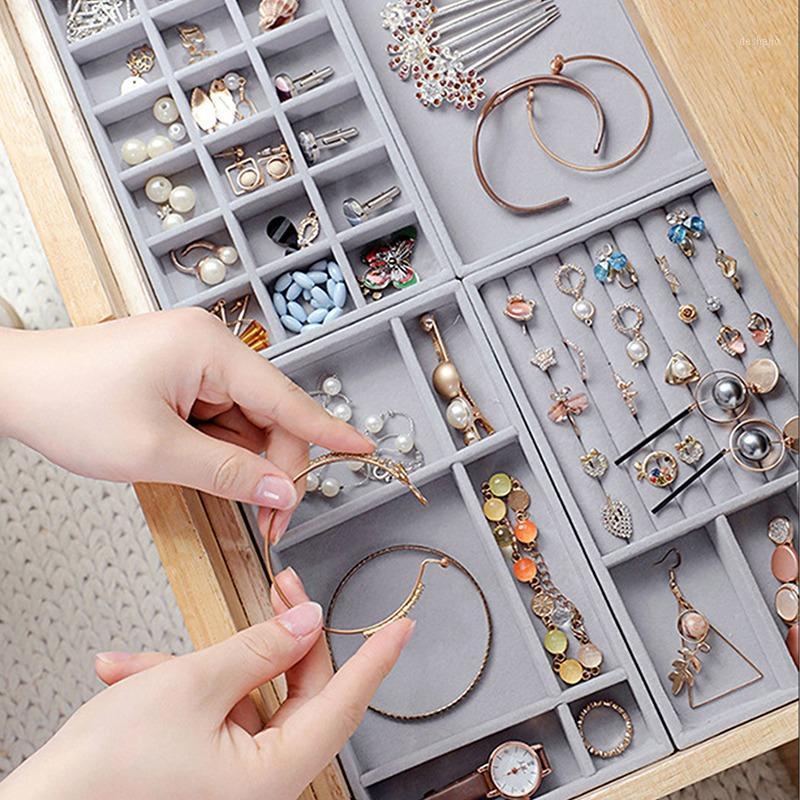 

Fashion Gray Velvet Jewelry Ring Display Organizer Box Tray Holder Earring Storage Case Showcase Boxes & Bins1, G432442