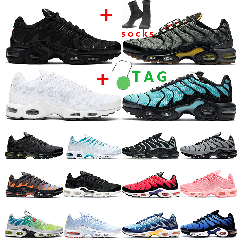 

2021 tn plus running shoes for men women triple black white true green Worldwide hyper bule Rainbow pink mens sports sneaker outdoor fashion, 7 white volt