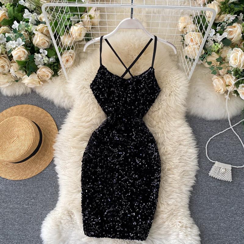 

Casual Dresses 2021 Fashion Autumn Silver Sequined Bodycon Sexy Dress Women Spaghetti Strap Sleeveless Backless Christmas Party Vestidos, Black 2