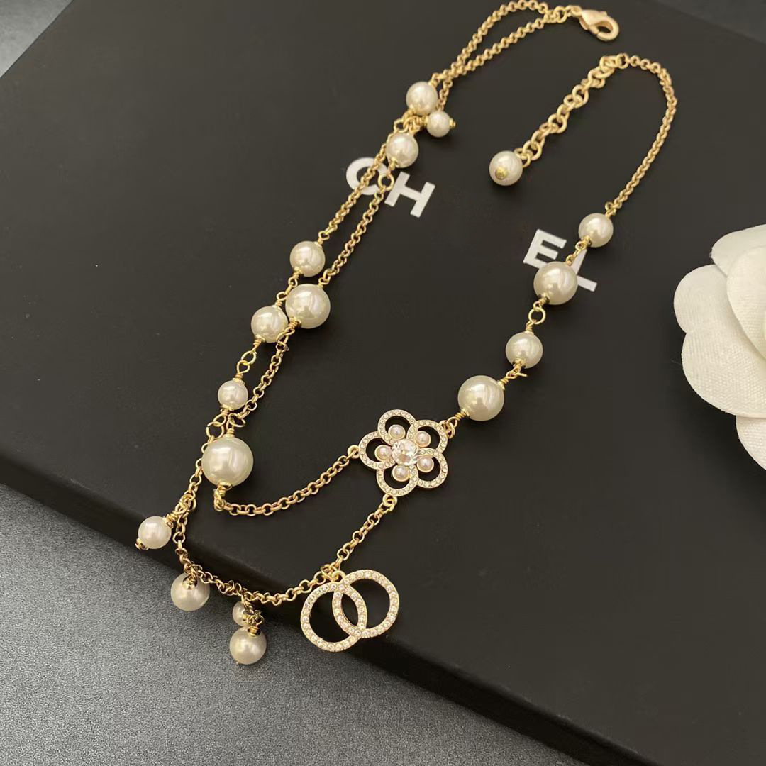 

C family letter necklace Korean short multi-layer pearl clavicle neckband temperament Collar small fragrance choker, Silver