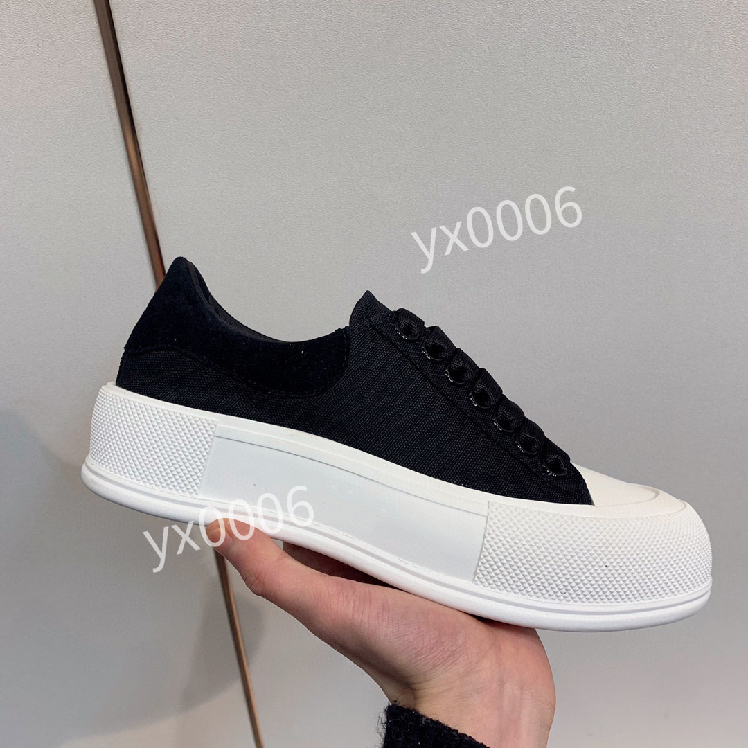 

2022 Designers Tennis shoes canvas 35-40 Beige Blue washed jacquard denim Women Rubber sole Embroidered Vintage casual Sneakers jx210204, Choose the color