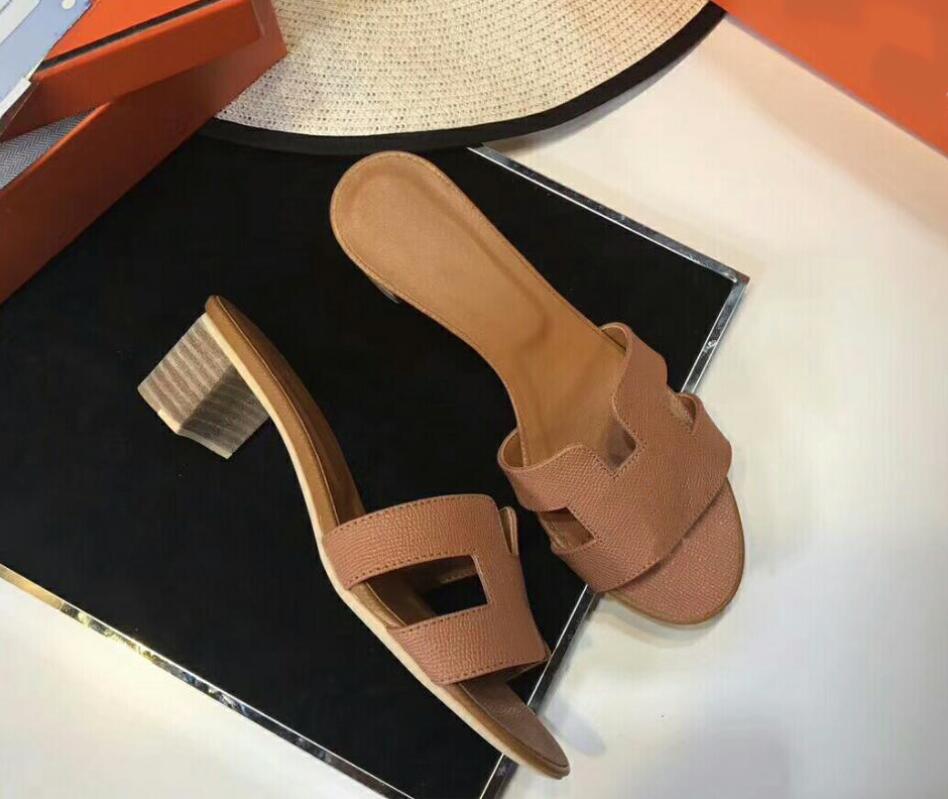 

2021 Designer Luxury Women Men Sandals Classic leather Hook and Loop Platform Fashion Casual Top Quality Shoes With Box, Color 1