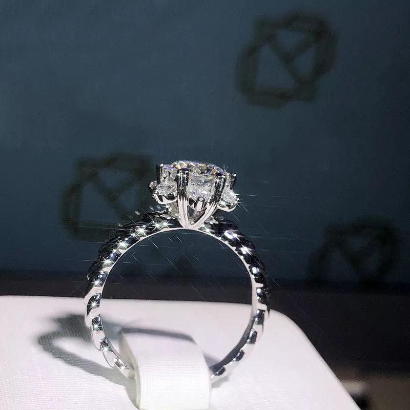 

Cluster Rings 925 Sterling Silver Moissanite Ring Solid Diamond Round Cut 6.5mm 8mm 9mm Genuine Love For Marriage, Golden;silver