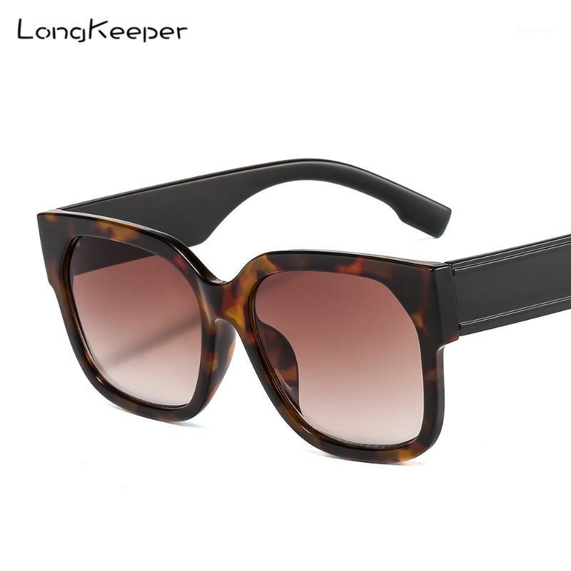 

Sunglasses LongKeeper Classic Cat Eye Women Vintage Oversized Gradient Sun Glasses Shades Square Zonnebril Dames