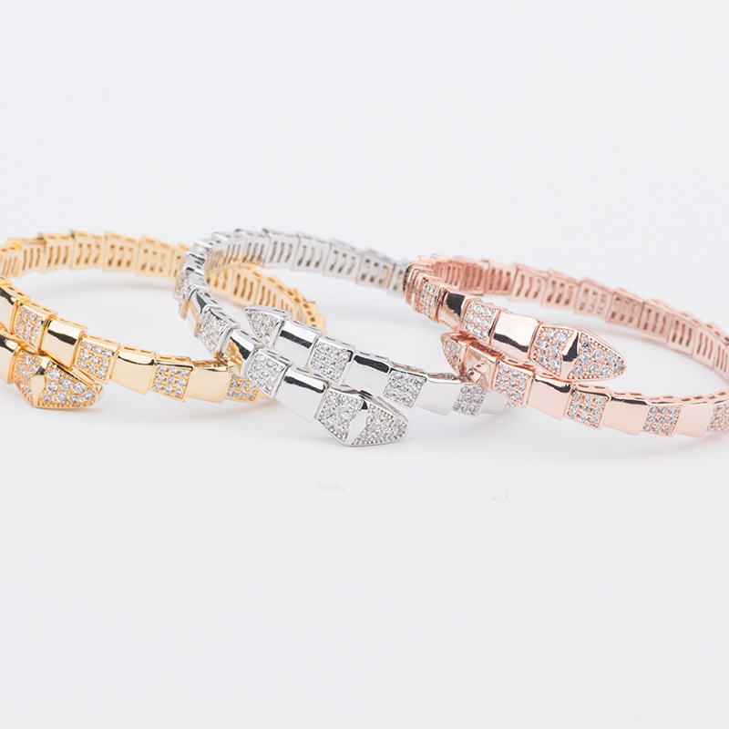 

Fashion Brand Jewelry Lady Brass Glossy Surface Spacing Diamond Single Circles Snake Serpent 18K Gold Wedding Engagement Open Bracelets, Black