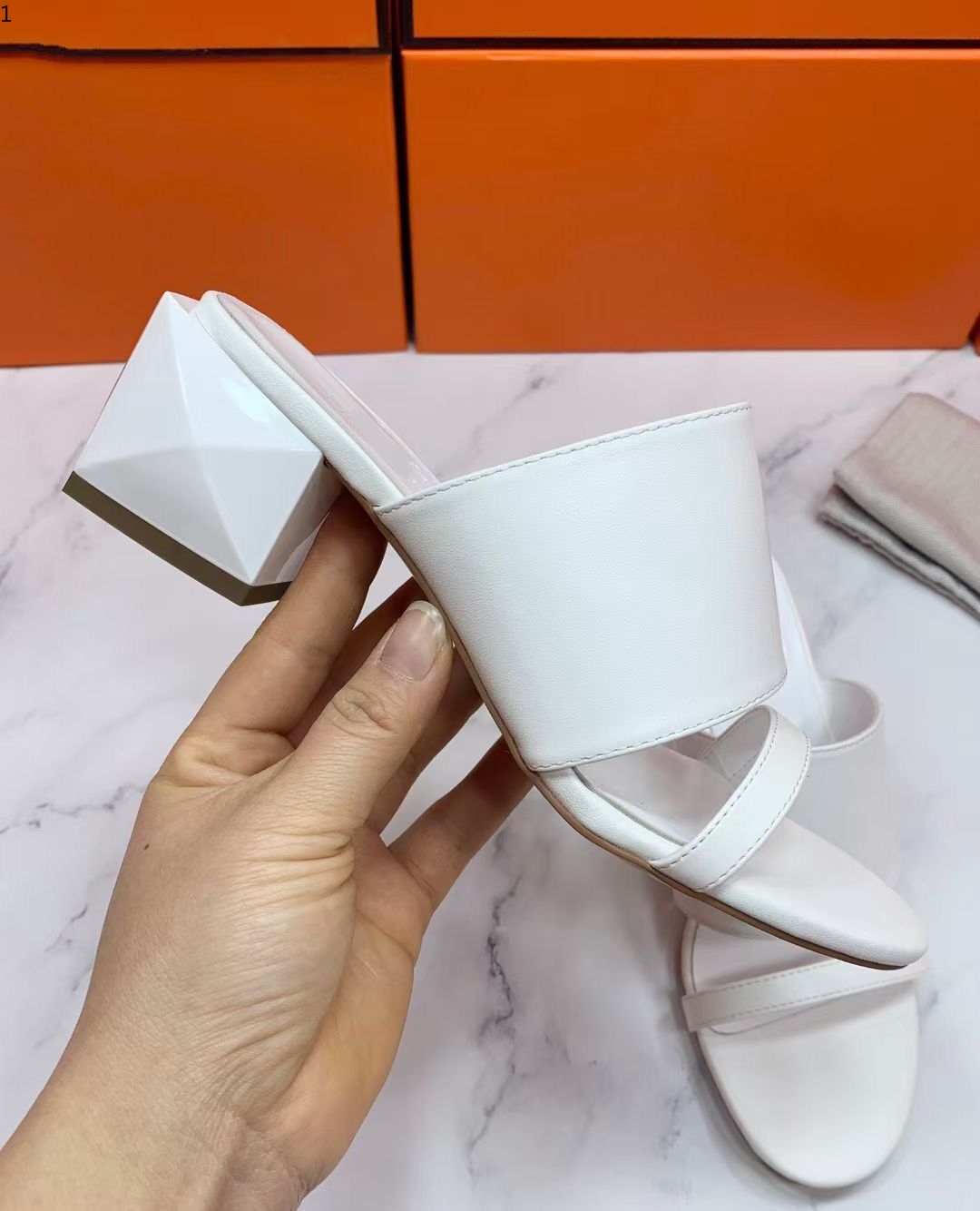 

Brand-name slippers ladies sandals rubber slippers flat shoes slippers party wedding shoes mjhmm001