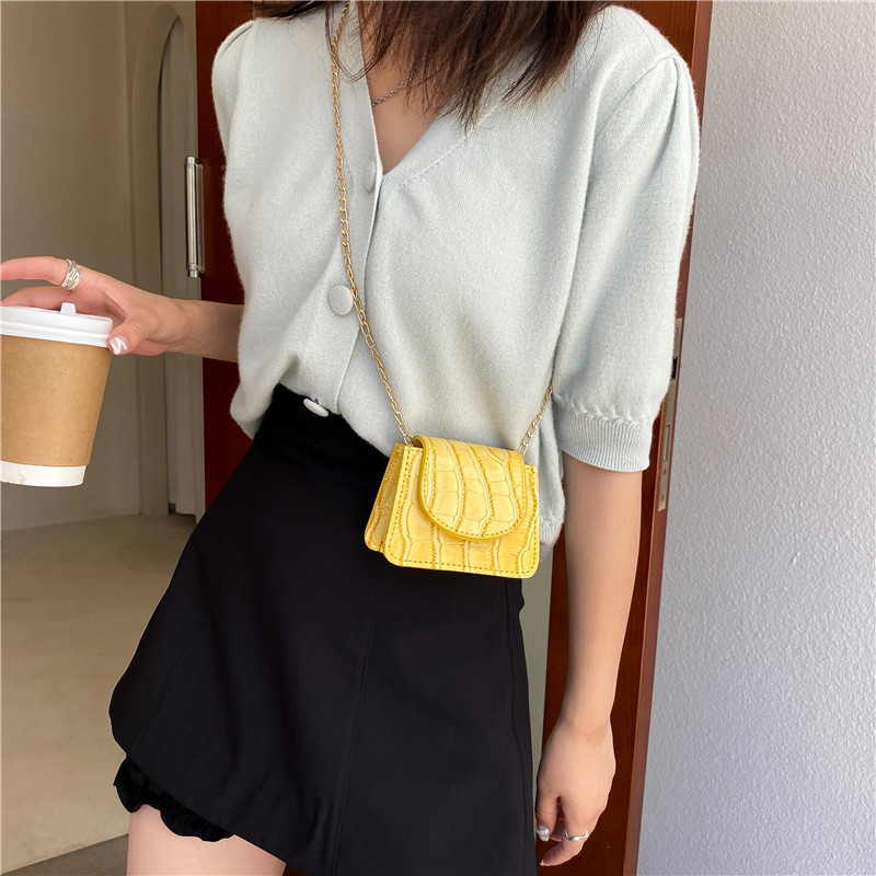 

Korean Style Mini Messenger Bag - Compact, Stylish and Versatile for Women's Daily Use