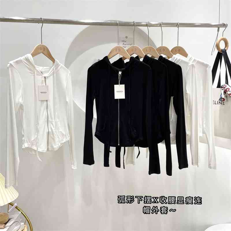 

2021 new white Hoodie women' summer short thin slim design zipper jacket fashion