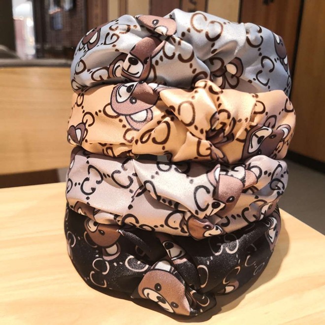 

2020 fashion headband lates arrival bear letter print headbands women hairband fabric hair band factory price rhinestone headbands