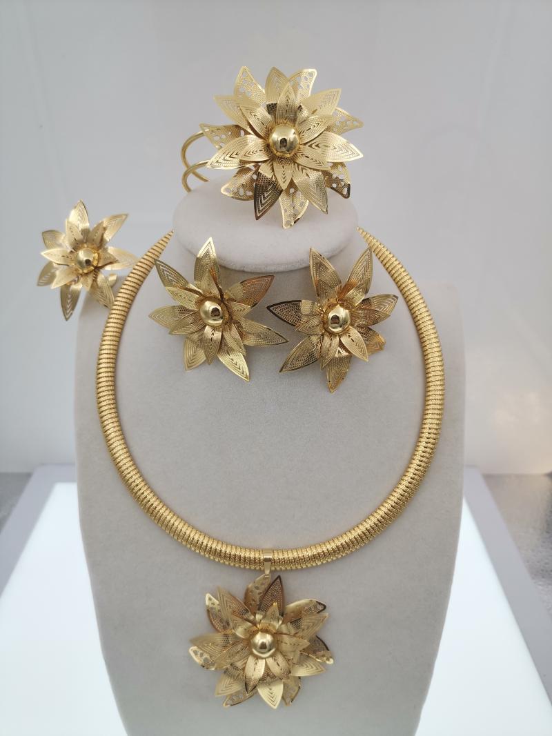 

Earrings & Necklace African Exquisite Artificial Flower Jewelry Set Arabic Gold For Women Wedding Accessories Party Gift, Silver