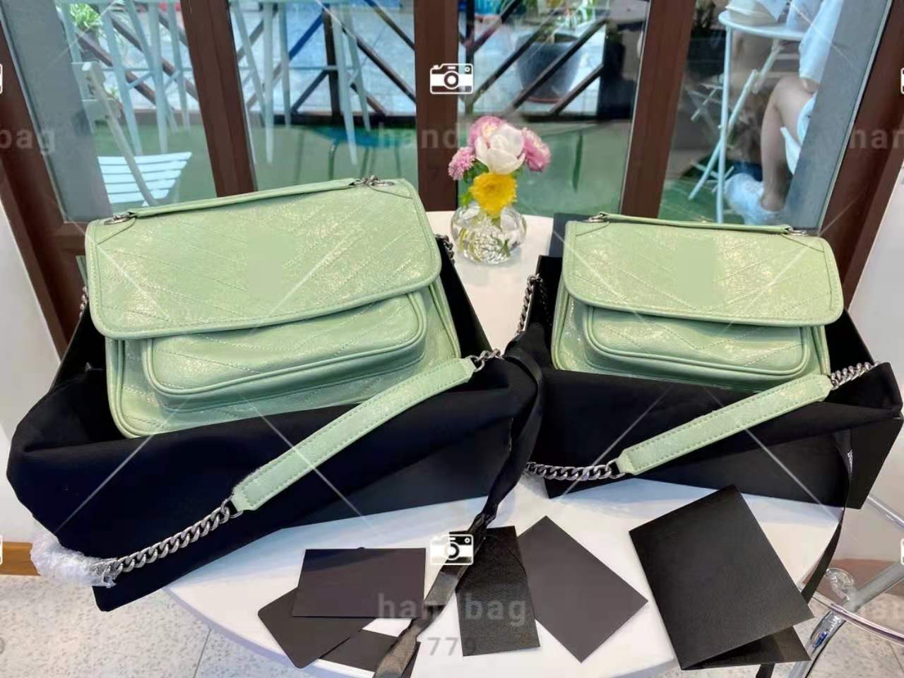 

Top men women shoulder bags stylish avocado green design Large capacity travel newspaper grain simplicity striped soft leather casual commut