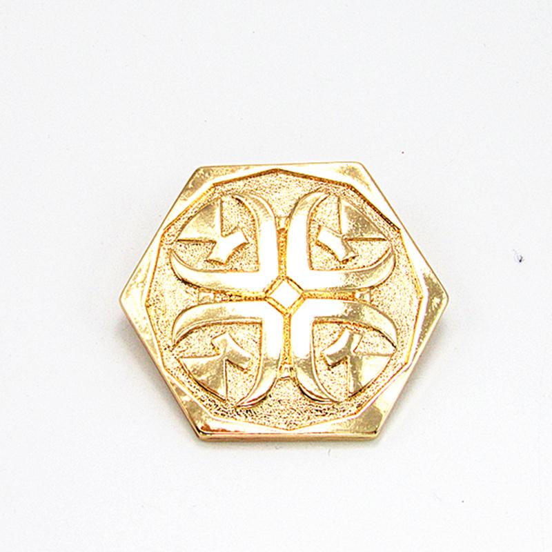 

Pins, Brooches Men And Women Gold Pattern Brooch, Gray