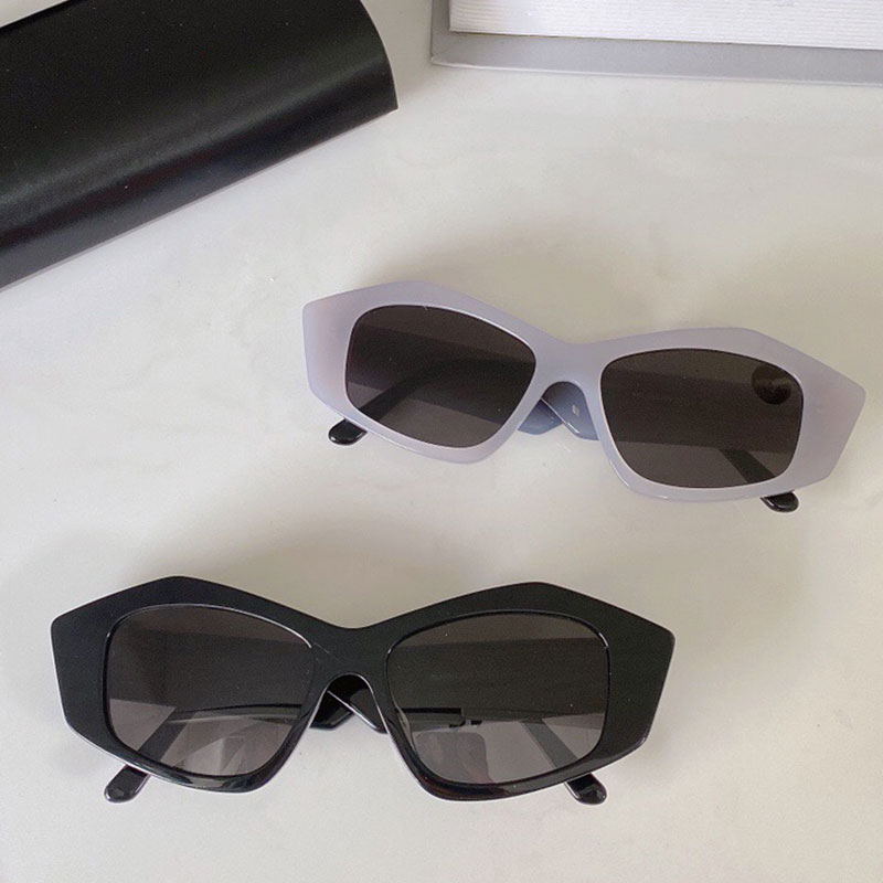 

Sunglasses B0106 Womens Shopping Trip Driving Cool Glasses Irregular Frame Anti-ultraviolet UV 400 Lens Size 52-15-145 Designer Top Quality With Original Box