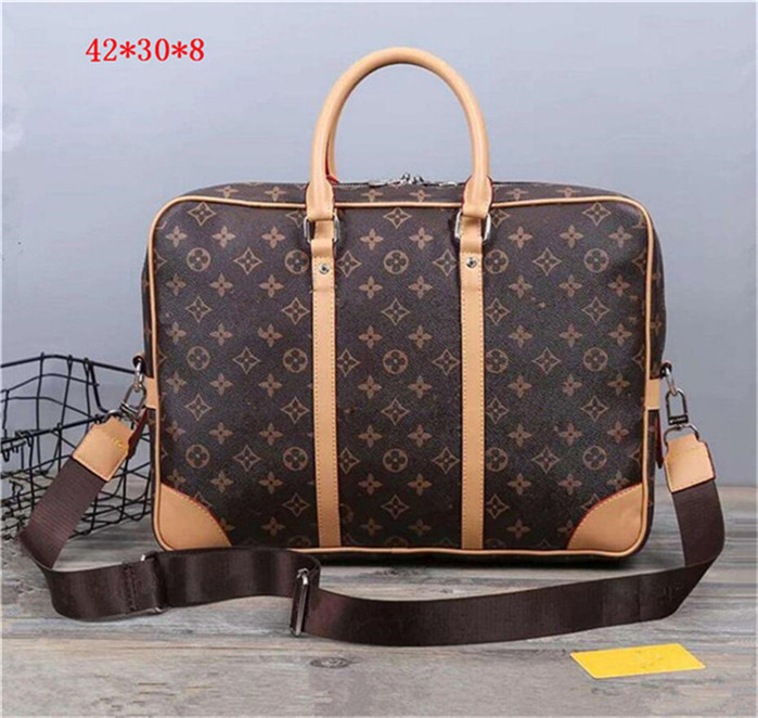 

lady Designers Fashion Handbags Shoulder Bags Cross Body Clutch Luxury Plaid Tartan Leather Classic Retro Simplicity Letter Button Decoratio