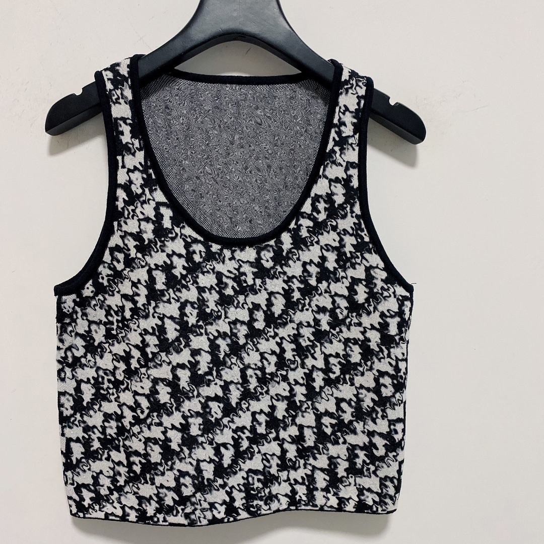 

2021 Camisole Female Feeling Inside and Outside Wear Fashion Knitted Halter Sleeveless Shoulder-Cut TopSpring Summer Fashion Women Causal O Neck Knitted, Blue