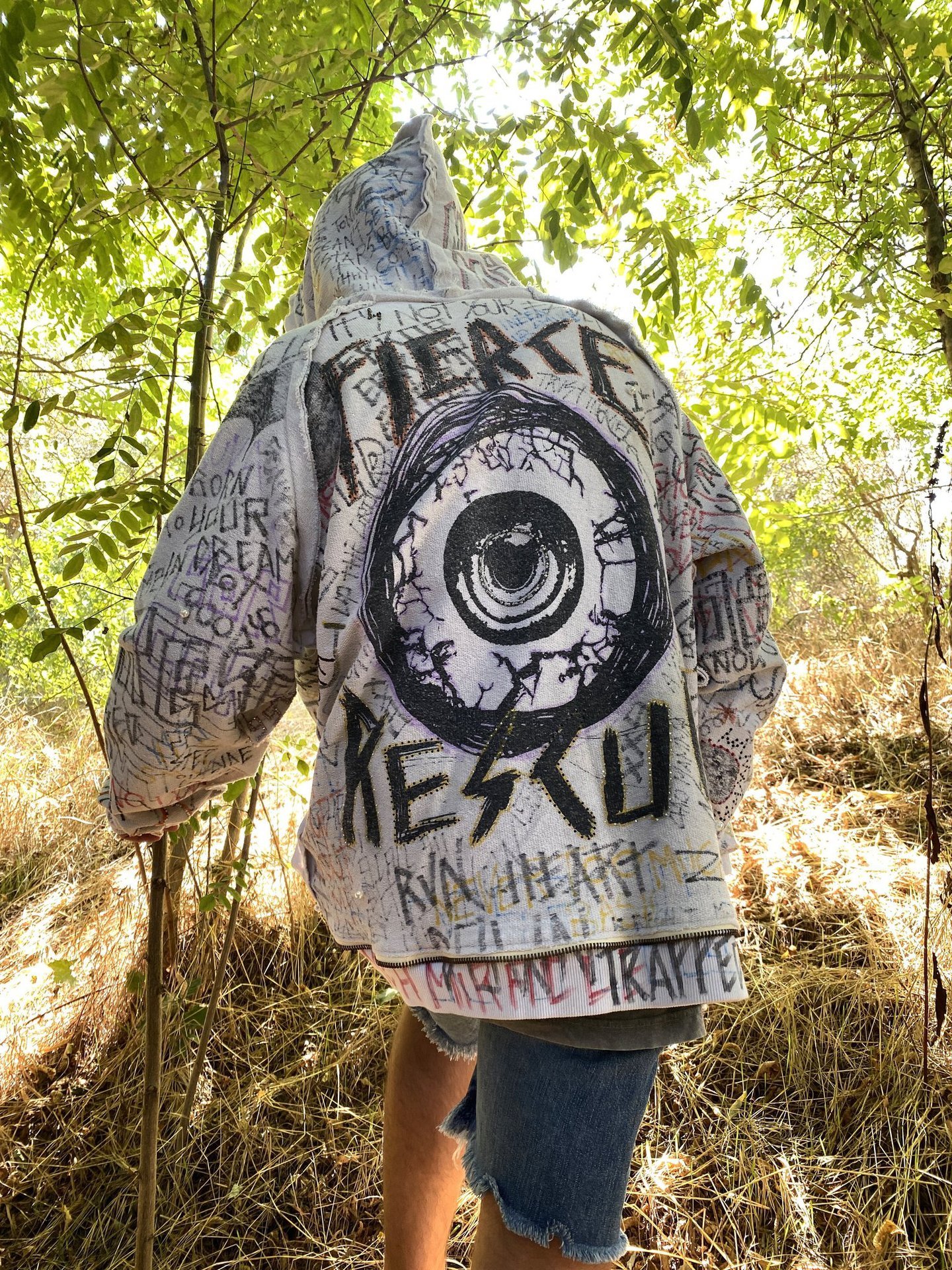 

Autumn new men's loose Plush sweater letter printing casual graffiti coat men, Gray