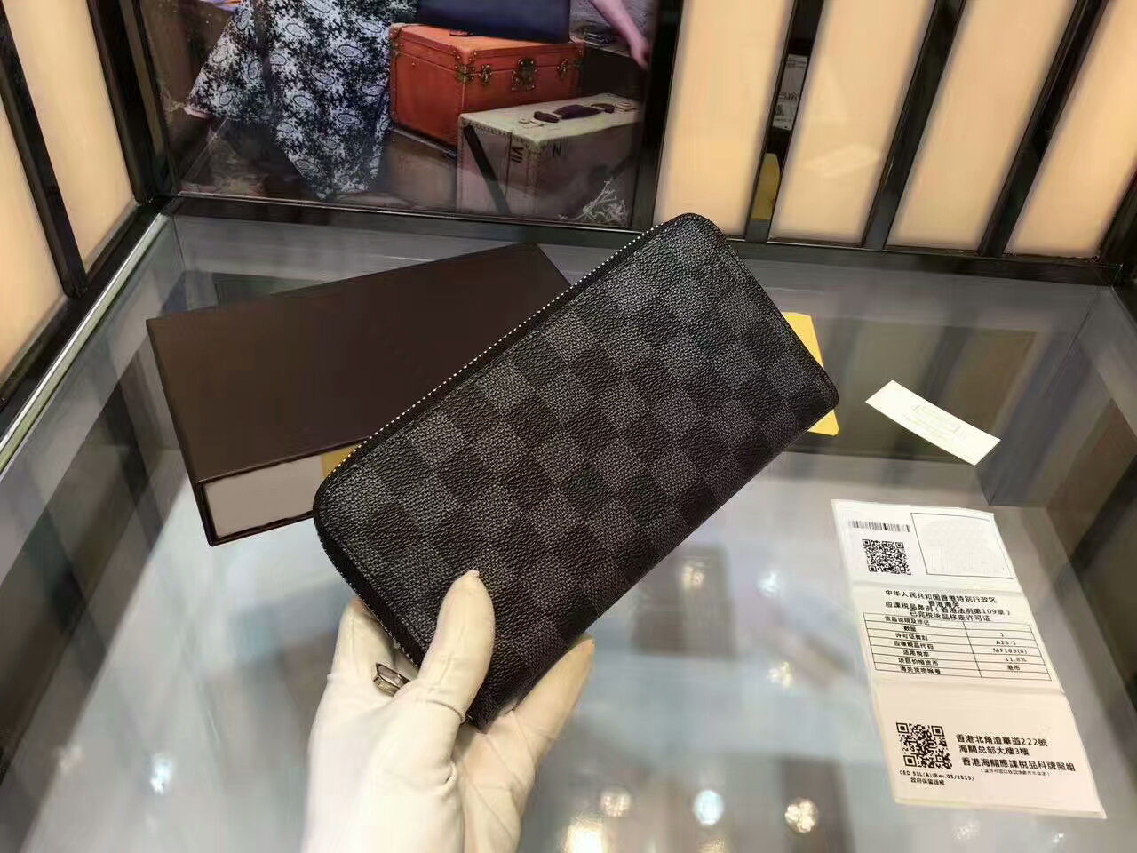 

Famous designer Women/Men Bags Genuine leather wallets Fashion M60243 Long zipper card Purses CX#85 With Box, White