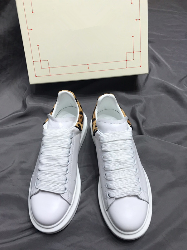 

Fashion designer Sneaker Leather Calfskin Sneakers Top Technical Knit Women Platform Blue designer shoes, 01