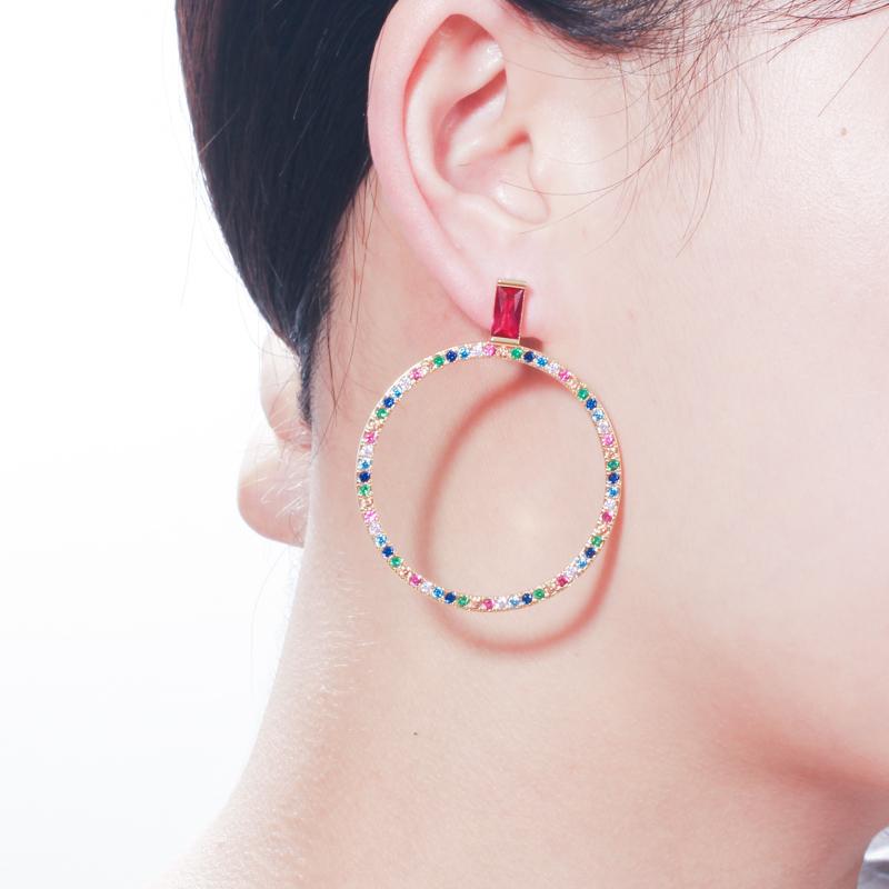

Stud CWWZircons Brand Designer Gold Color Big Round Circle Colorful CZ Ear Loop Earrings Fashion Jewelry For Women Gift CZ582, Golden;silver