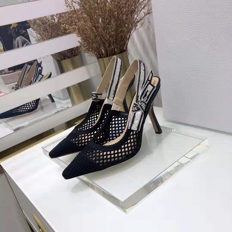 

2021Luxury Designer women dress shoes summer Baotou sandals bowknot thin high heel lace net sexy hollow point electric embroidered womens shoe, Green