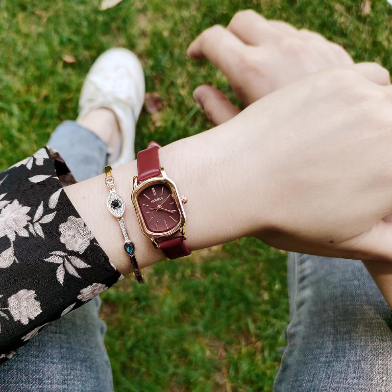 

Wristwatches Women Watches Small Green Student Ladies Watch Simple Quartz Bracelet Montre Femme Relojes Para