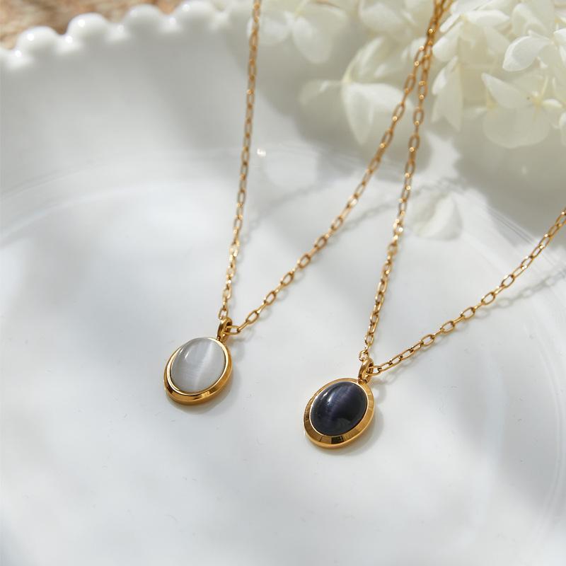 

Pendant Necklaces Natural Stone Black And White Cat's Eye Velvet Luster Oval Retro Clavicle Chain Titanium Steel Plated Gold Color Preservat