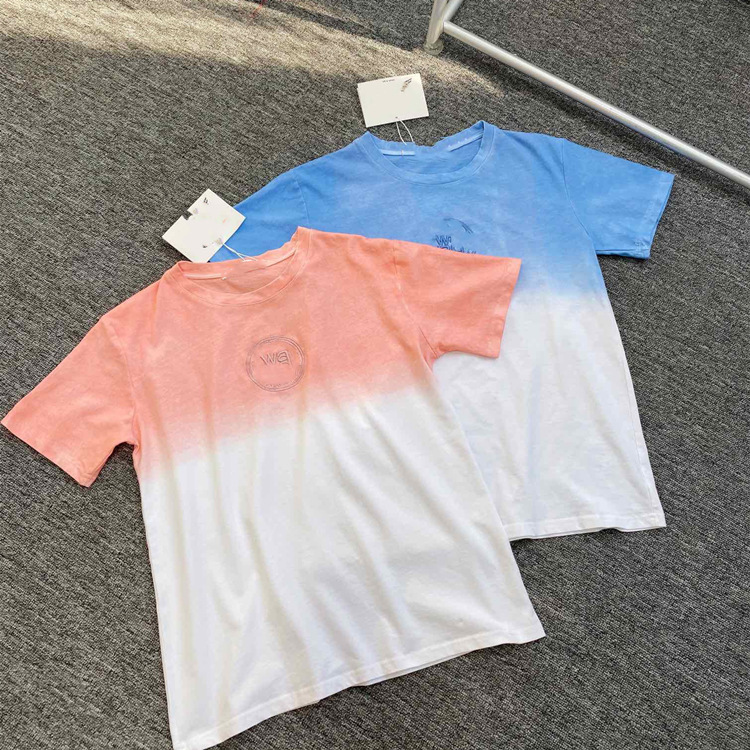 Été 21 aw lettré T-shirt à col rond brodé Cravate Dye Gradient Couture décontractée Simple manches courtes pour hommes et femmes