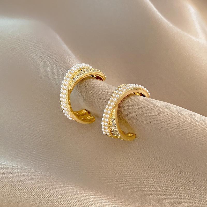 

Dangle & Chandelier 2021 Fashion Temperament Geometric Fine Women Earrings Contracted Sweet Senior Pearl Joker Drop Trend Elegant