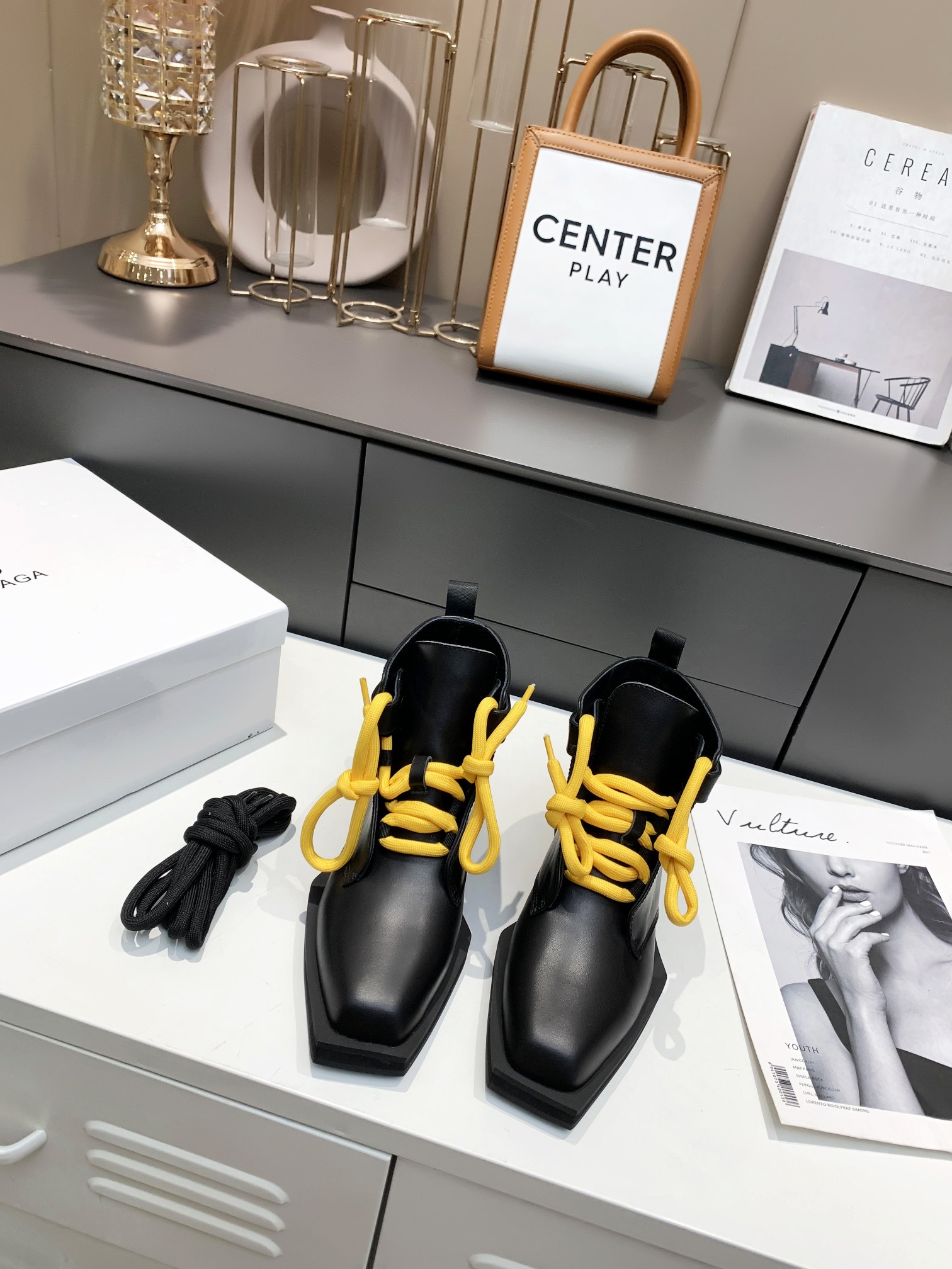 

designer boots logo brand women shoes top fashion soft cowhide leather metal chain comfort elegant exquisite high quality size for 35-41, Black