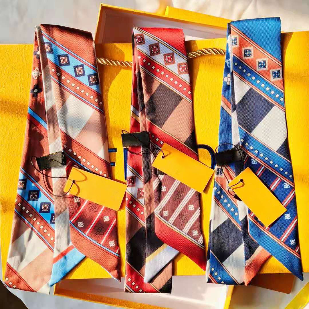 

Luxury fashion brand handbags silk scarves women's bags designer headband classic scarf high quality silks material size 6*120cm