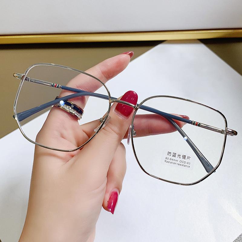 

Sunglasses 2021 Women Irrgular Clear Frame Vintage Anti-Blue Light Blocking Eyewear Optical Computer Eyeglasses
