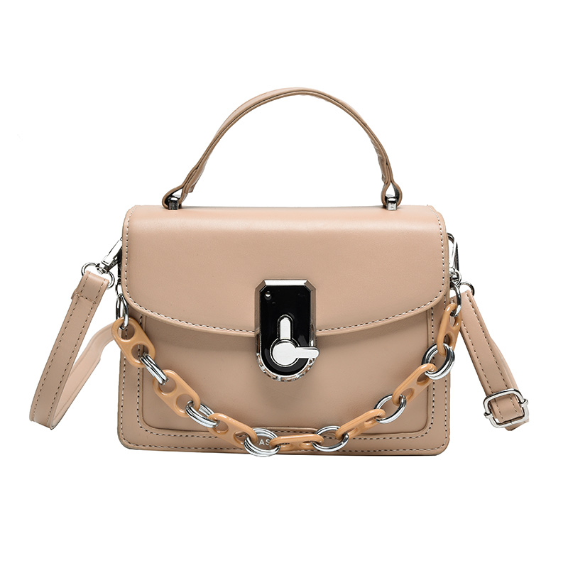 

5 Color Woman bag Sense of design Solid color fashion temperament Magnetic buckle can be one shoulder or portable Small square net red, Black